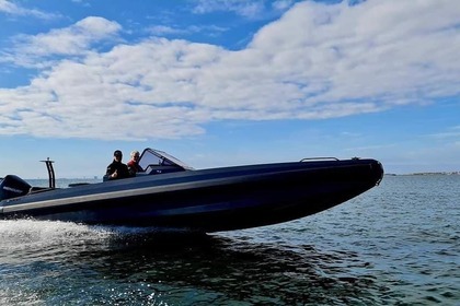 Location Bateau à moteur IRON 767 Saint-Malo