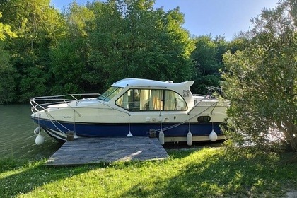 Charter Houseboat Nicols 900 confort dp Castelnaudary