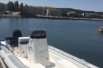 Charter RIB Valiant 760 confort Marseille