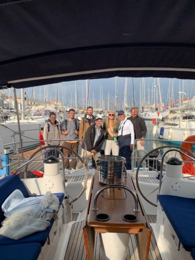 Lissabon Sailboat Jeanneau Sun Odyssey 40.3 alt tag text