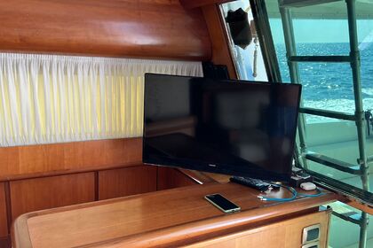 Noleggio Yacht a motore Mochi Craft Mochi Craft 46 Fly Class Porto Badino