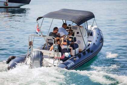 Alquiler Neumática Brig Navigator Šibenik