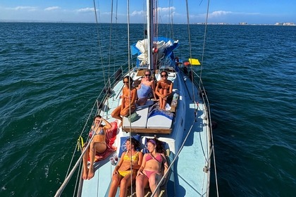 Alquiler Velero Jennson Marine USA Cal 39 La Manga