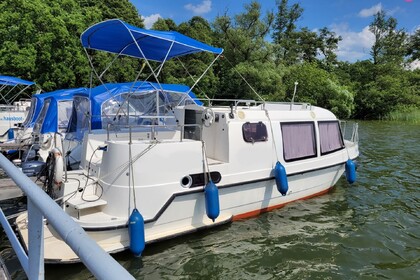 Miete Hausboot Custom Voyager 780 Mecklenburgische Seenplatte