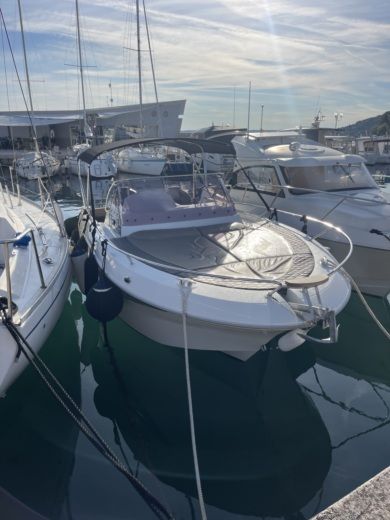 Preko Motorboat Atlantic Marine Atlantic Sun Cruiser 690 alt tag text