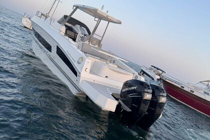 Noleggio Barca a motore Brunswick Marine Miami S.M 30.00 Italia