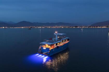 Noleggio Yacht Custom Built Trawler with capacity of 8 people Trawler Distretto di Fethiye