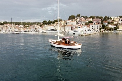 Hire Motorboat Wooden Woden gullet Mali Losinj