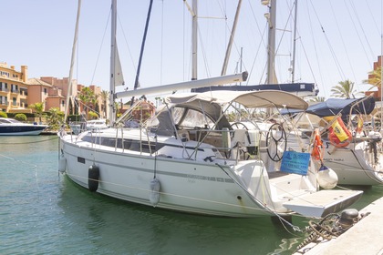 Location Voilier Bavaria 37 CRUISER STYLE Sotogrande