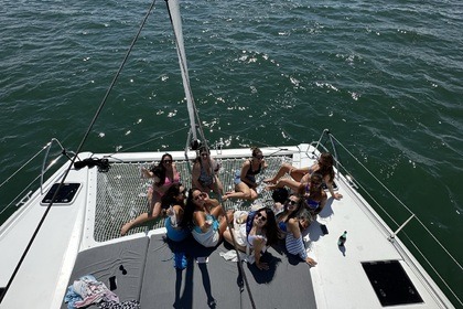 Aluguel Catamarã Lagoon 42 Lisboa