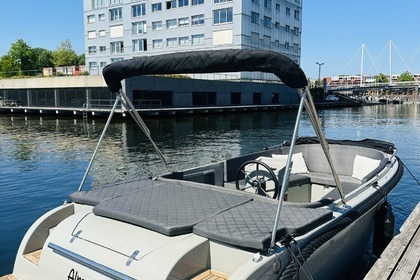 Verhuur Motorboot TendR 600 Almere
