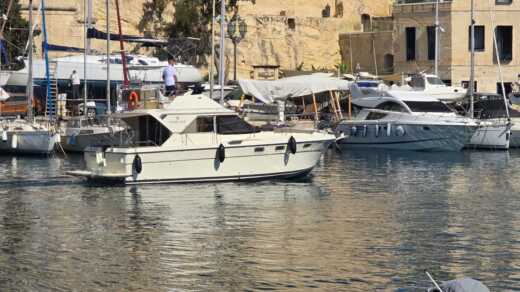 Motorboat Fairline Corniche Planta da embarcação