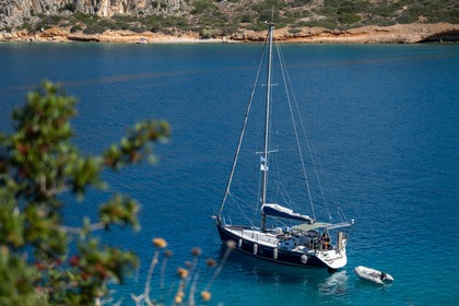 Charter Sailboat Beneteau Oceanis 390 Tolo
