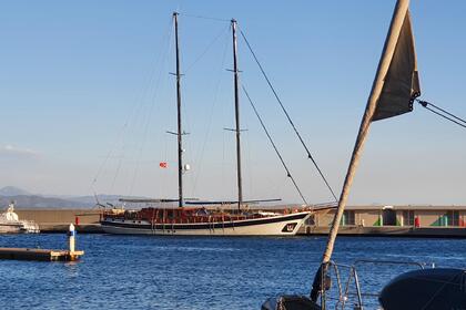 Location Goélette Motor-Sailer Gulet Schooner Bonifacio Bonifacio