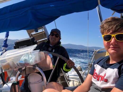 Athens Sailboat JEANNEAU SUN KISS 47 alt tag text