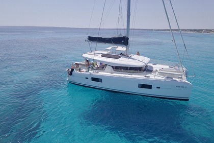 Charter Catamaran Lagoon Lagoon 42 Barcelona