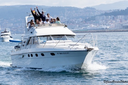 Alquiler Lancha Fairline 43 Fly Vigo