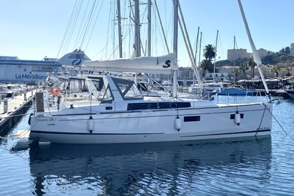 Rental Sailboat BENETEAU OCEANIS 38.1 Ajaccio