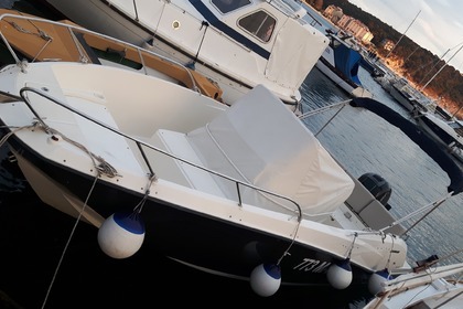 Hyra båt Motorbåt QUICKSILVER 675 activ open Makarska