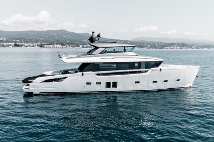 Alquiler Yate a motor San Lorenzo SX76- GLOBITO DE MAR Barcelona