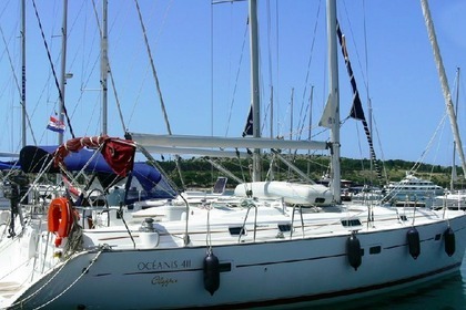 Charter Sailboat BENETEAU 411 CLIPPER Šibenik