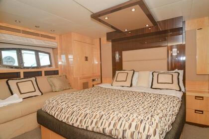 Rental Motor yacht Azimut Azimut 70 La Romana