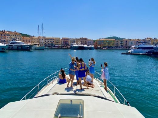 Saint-Tropez Motorboat Guy Couach 1701 alt tag text