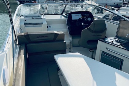 Location Bateau à moteur Quicksilver Activ 805 Sundeck La Rochelle