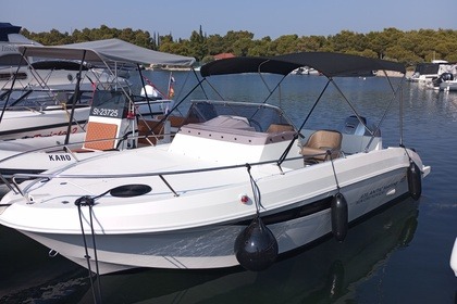 Rental Motorboat Atlantic Marine Sun Cruiser 630 Šibenik