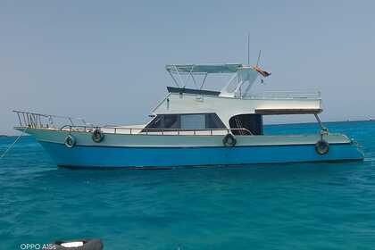 Rental Motorboat Locally made Man Hurghada