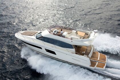 Noleggio Yacht Prestige 500 Fly Cannes