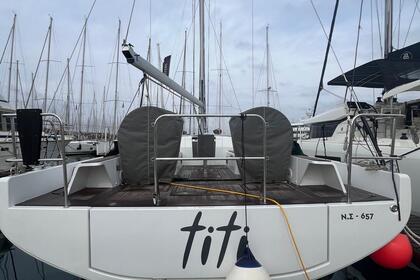 Rental Sailboat Beneteau First 44 Laurium