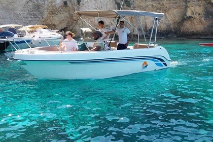 Miete Motorboot 2008 Saver 650 open Malta