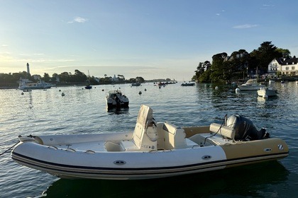 Location Semi-rigide Zodiac Medline 750 Combrit