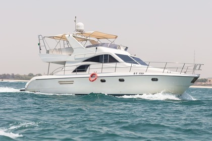 Charter Motorboat Luxury Yachts 2020 Dubai