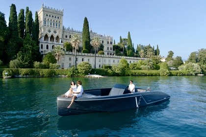 Rental Motorboat Frauscher 1017 Lido Malcesine