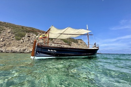 Hire Motorboat Menorquin 36 Port d'Addaia