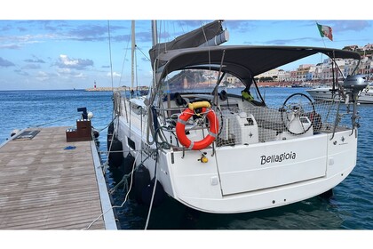 Rental Sailboat Jeanneau Sun Odyssey 410 Rome