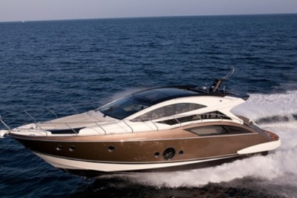 Noleggio Yacht Carver Boat Marquis 500 Port Grimaud