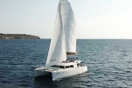 Charter Catamaran LAGOON 450 (3+1) Ibiza