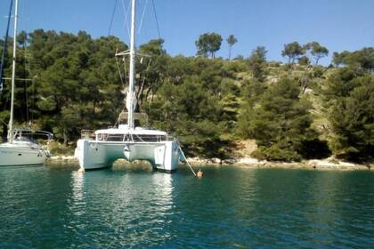 Location Catamaran  Lagoon 450 Fly Lavrio