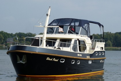 Noleggio Houseboat Re Line Yachts BV Reline Classic 1100 Werder