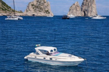 Hyra båt Motorbåt Bruno Abbate Primatist 34 Sorrento