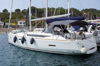 Rental Sailboat Jeanneau Sun Odyssey 449 Šolta