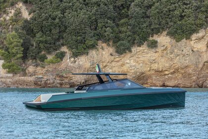 Hire Motorboat Wally 43 Mykonos