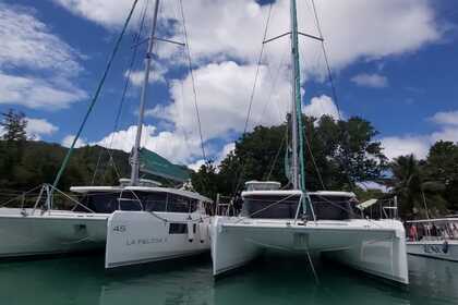 Charter Catamaran  Leopard 45 Mahé