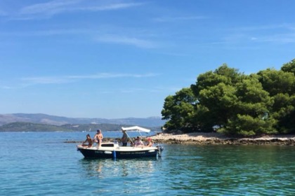 Location Bateau à moteur M-SPORT 500 Vinišće