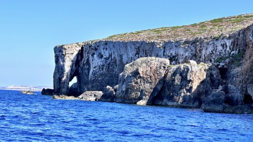 Malta Motorboat Rio 44 alt tag text