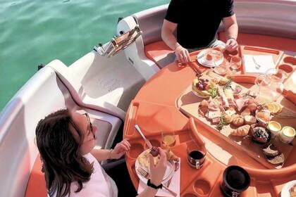 Hire Boat without licence  Artthink GmbH BBQ-Donut MAXI Propriano
