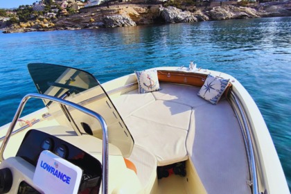 Aluguel Lancha Cantieri Invictus 190 Fx Santa Ponsa
